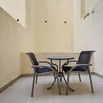 Stylish 1br With Terrace In Wifi And Ac 公寓