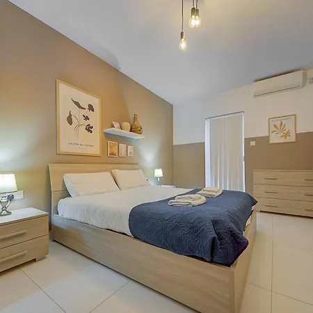 Stylish 1br With Terrace In Wifi And Ac Apartment Gzira
